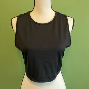 Women's Unbranded Black Sleeveless Crop Top, Size Unknown
